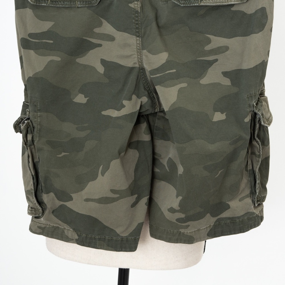 Camouflage cargo style shorts Hollister Cali Longboard Fit Bermuda length 30 - Picture 6 of 11